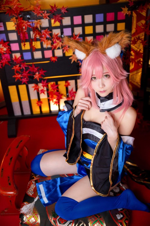 25_tamamo_25_compressedf5c0ec67758a8ac8.jpg