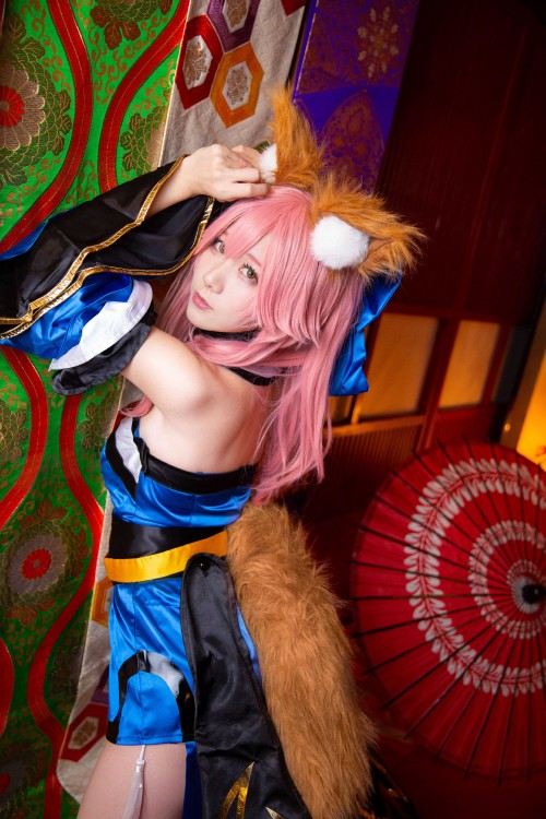 73_tamamo_73_compressed0a18f5b97bf71c1e.jpg