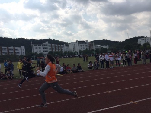 3acbba84f39876287a898337f0f9c28c_big089e15f39e02a140.jpg