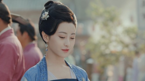 cap_In-A-Class-Of-Her-Own-2020-E06-WEB-DL-2160P-H265-AAC-LeagueWEB_00_16_20_03f2f1539350637858.jpg